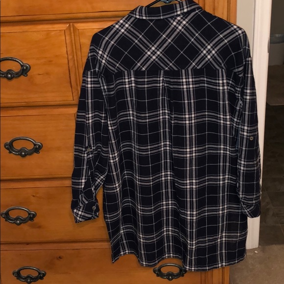 Black w/ White stripes Flannel - Picture 2 of 4